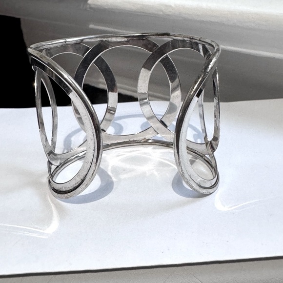 ✨Beautiful Edgy Vintage Brushed and Polished .925 Silver Sparkling Cuff Bracelet - Picture 10 of 16